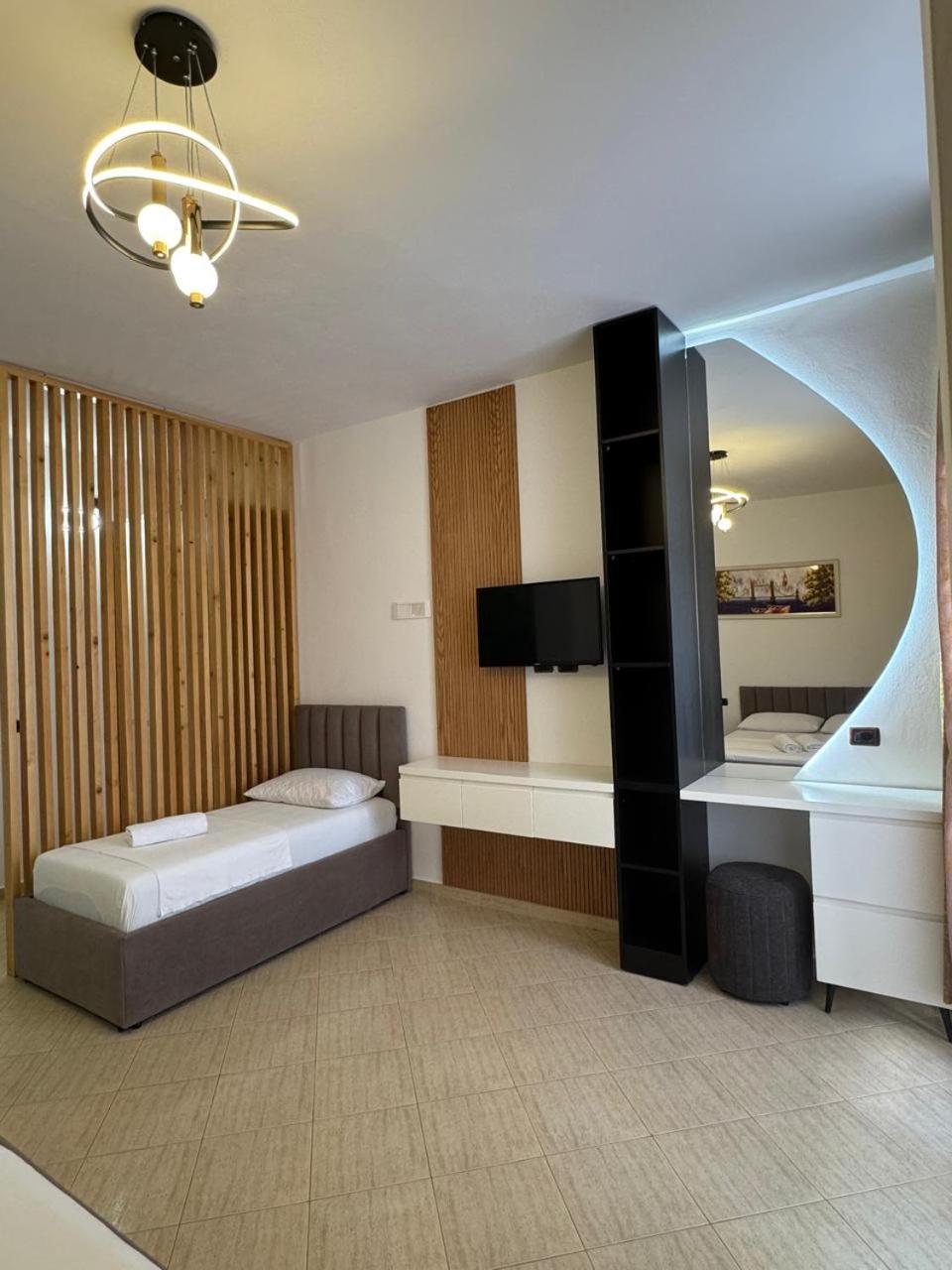 Eden Hotel Шенгін Екстер'єр фото